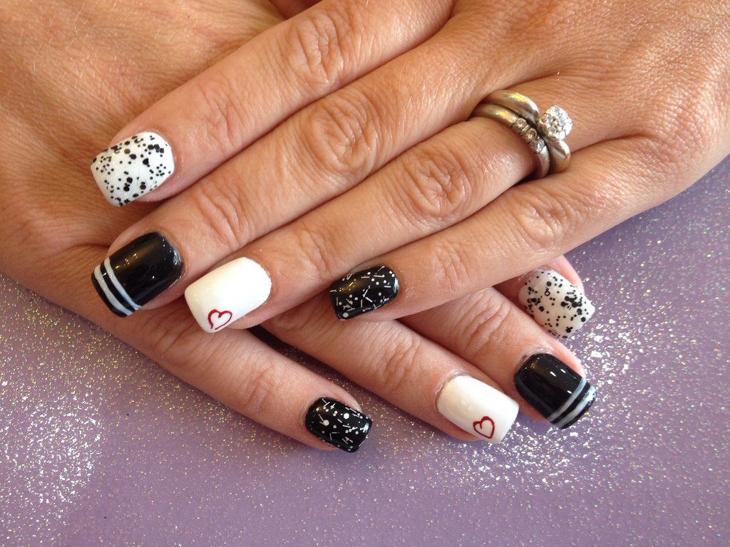 black and white gel nail designs