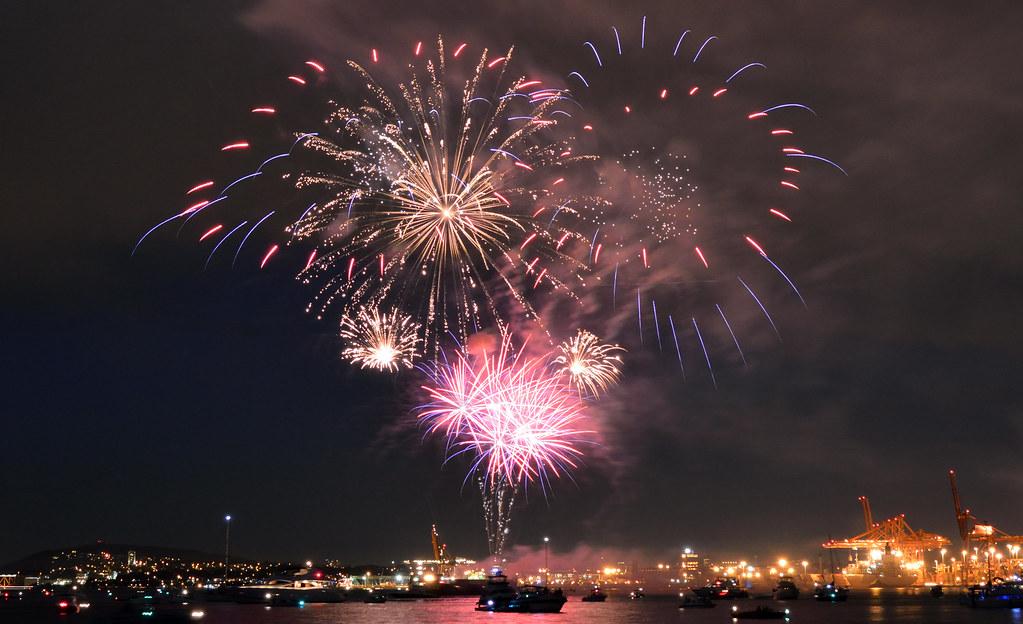 4 nail design tips for a rocking new year | Chroma Gel