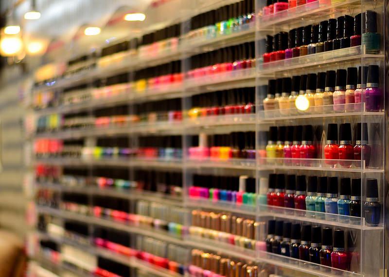 5 things customers expect from your nail salon | Chroma Gel