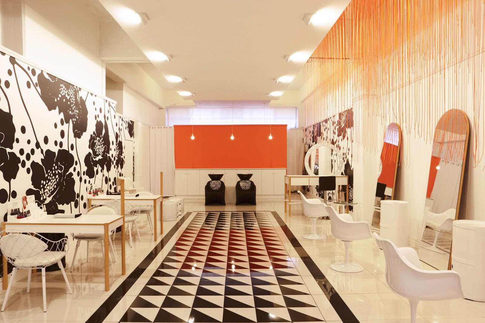6 simple ideas to make your nail salon stand out from the rest | Chroma Gel