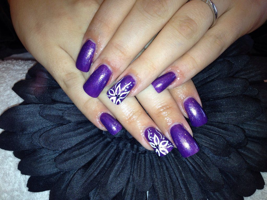 Create an on trend look with Pantone's colour of the year | Chroma Gel
